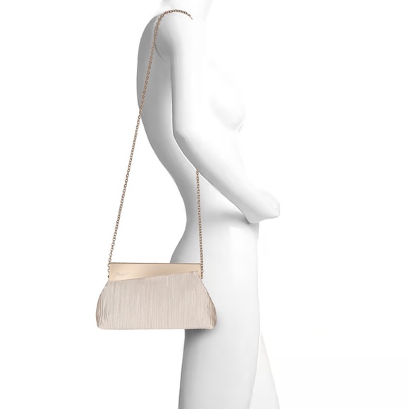 Badgley Mischka Jewel Haven Textural Satin Asymmetric Frame NWT - Picture 5 of 6